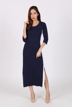 Contrast Quarter Sleeve Side Slit Midi Dress in Navy Blue