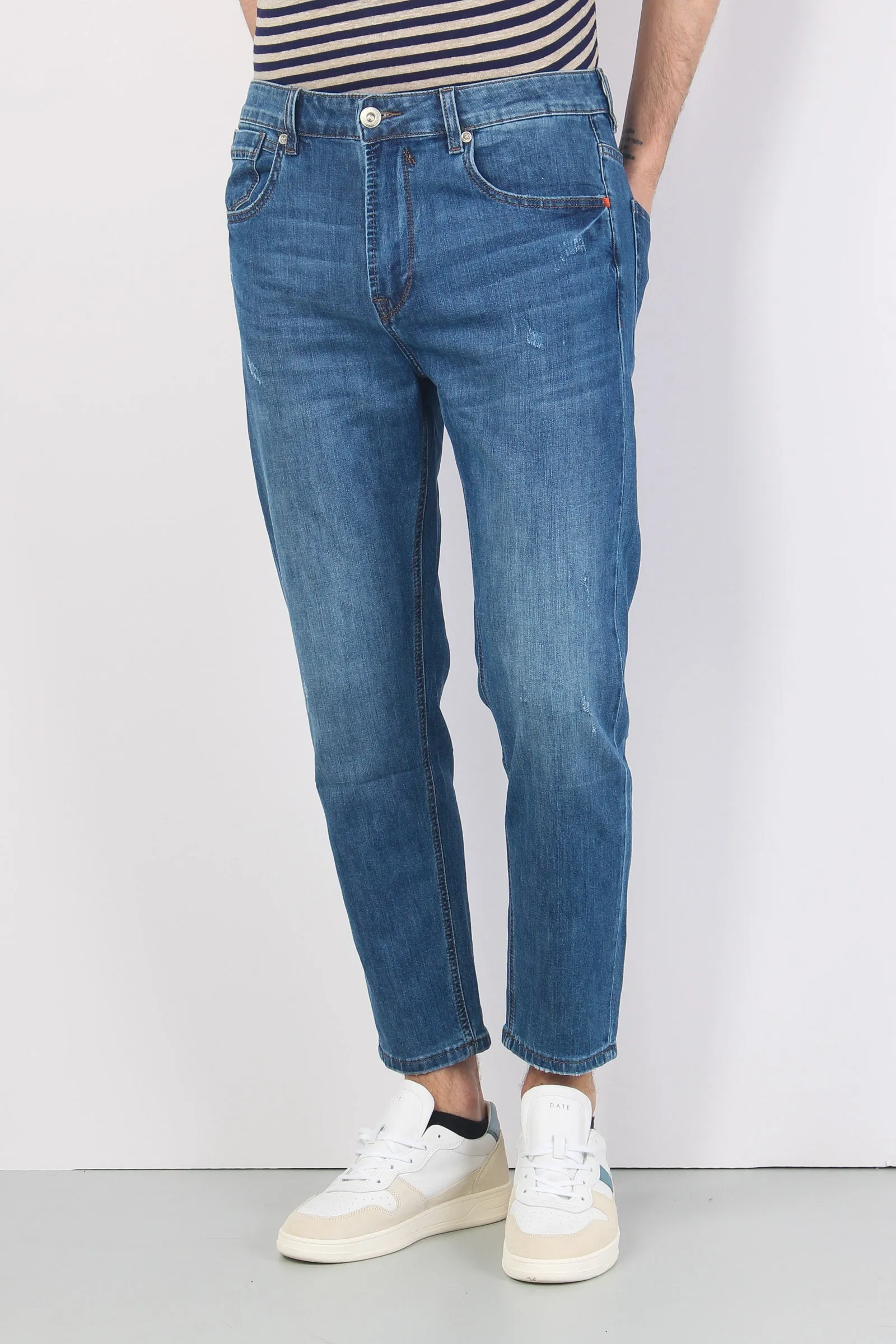 Denim Carrot Micro Rotture Jeans