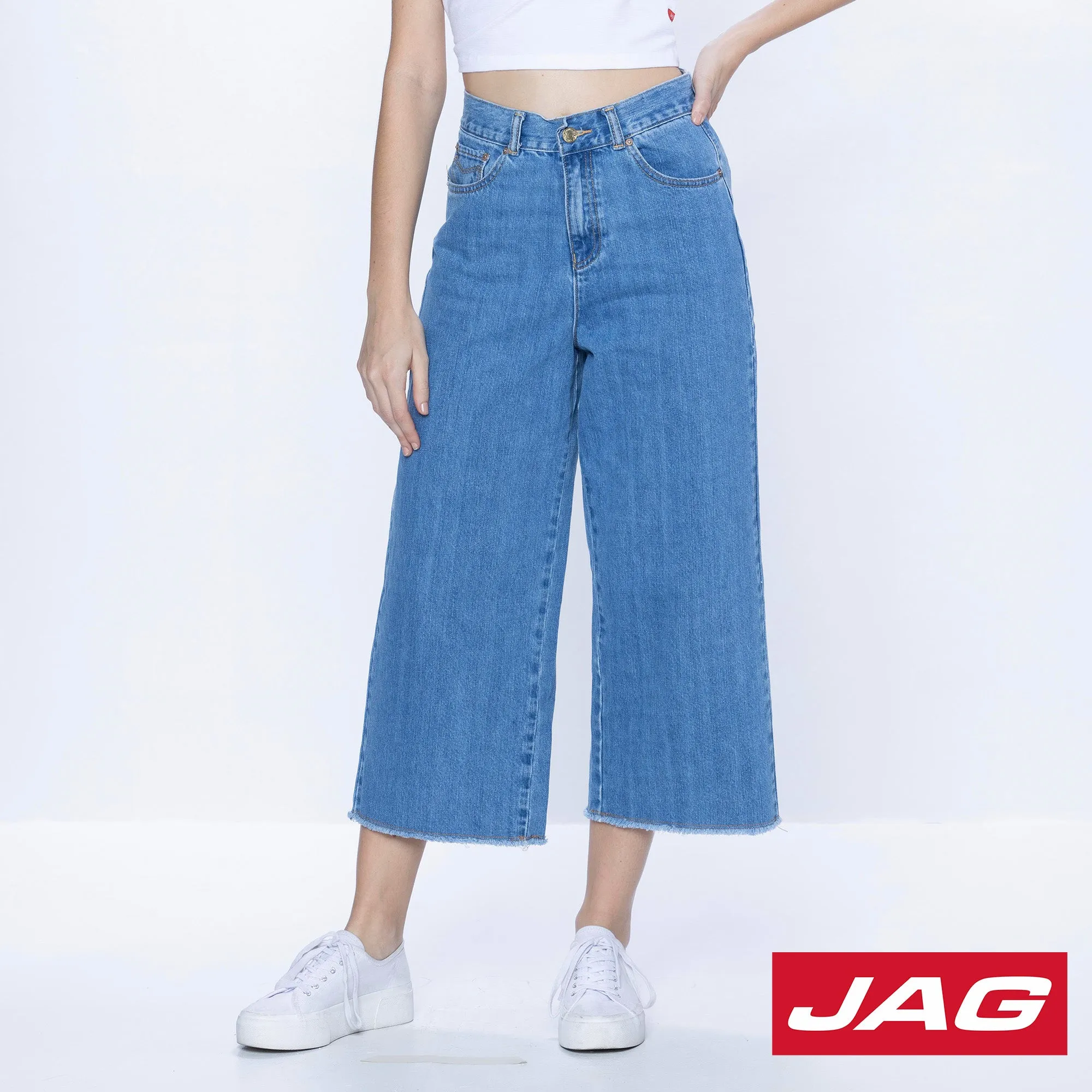 Jag Ladies Sexy Loose Crop Jeans 23 Inseam in Bio Med Wash