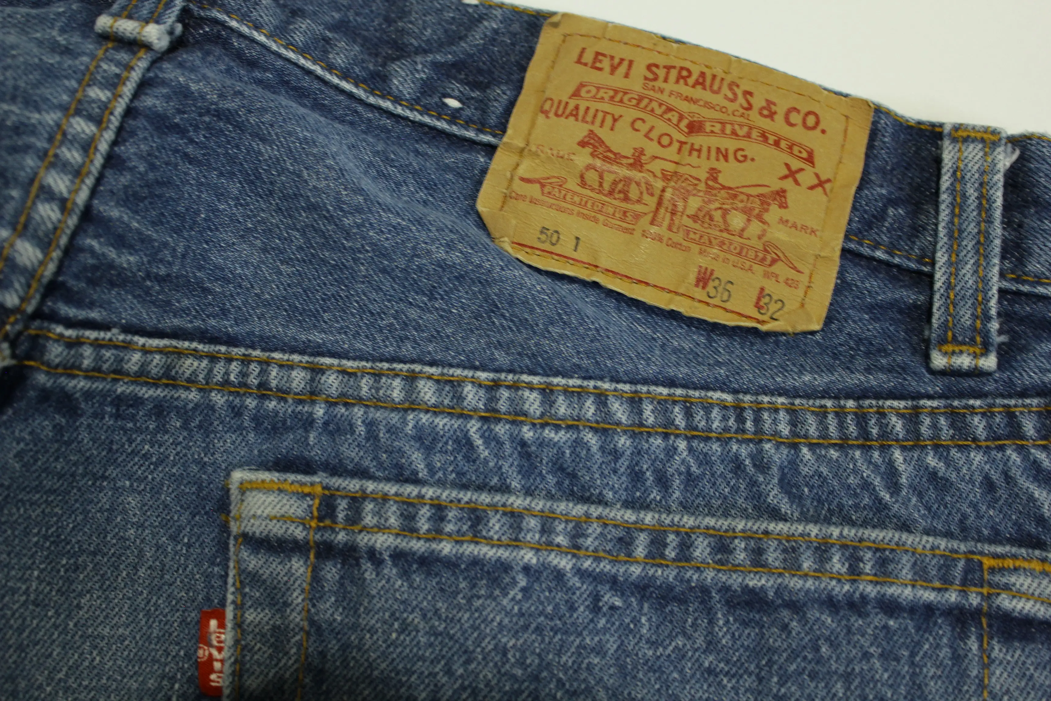 Levis 501xx Vintage 80's Made in USA Denim Blue Jeans