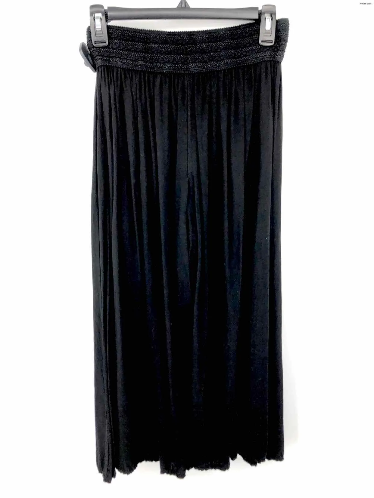 MADE IN ITALY Black Embroidered Trim Wide Leg Size SMALL (S) Pants