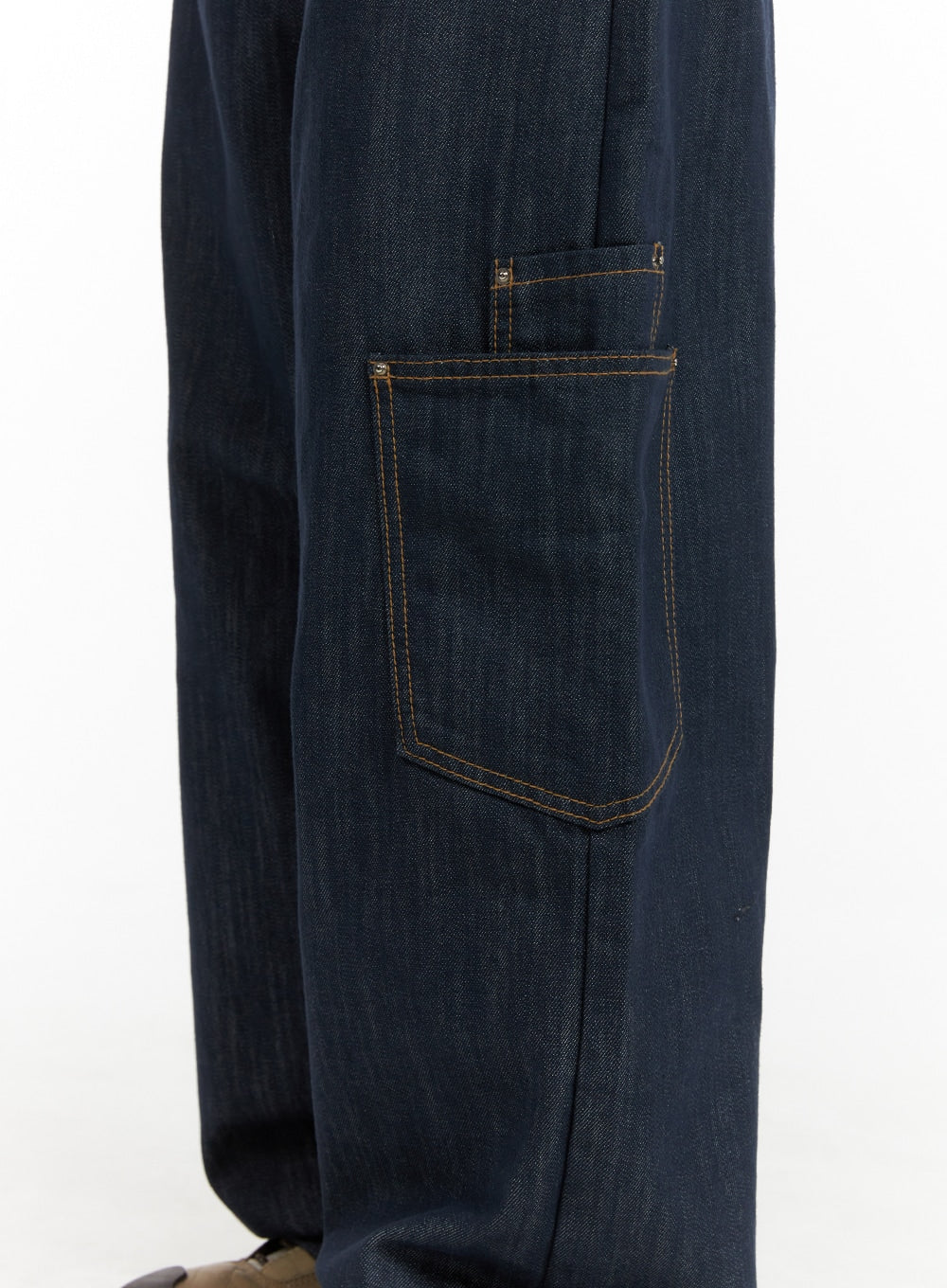 Pocketed Denim Wide Leg Jeans CF423