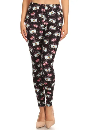 Women's Regular Camera with Hearts Pattern Printed Leggings